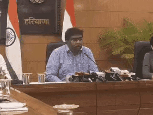 हरियाणा में SIR का दावा-आपत्ति चरण खत्म:6 नवंबर को जारी होगी फाइनल लिस्ट; ACEO ने कहा-घबराएं नहीं, ERO को दें दस्तावेज