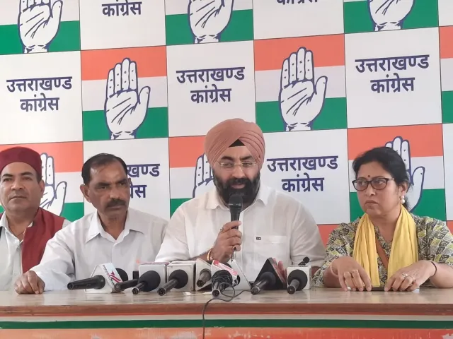 लोकतंत्र बचाओ–वोट बचाओ’ अभियान को लेकर इंडिया गठबंधन की संयुक्त प्रेस वार्ता*