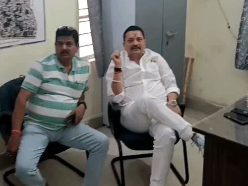 छोटू सिंह डिटेन,अनंत सिंह ने वीडियो कॉल पर की बात:नीरज के विरोध में जदयू विधायक, फर्जी पहचान पत्र के साथ तीन को पकड़ा