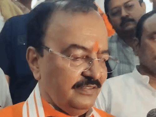 केशव बोले- सपा के आधे कैंडिडेट तो भाजपा की तरफ:पीएम मोदी की जय-जयकार कर रहे, 80 पहले ही हमारा, 20 में भी बंटवारा