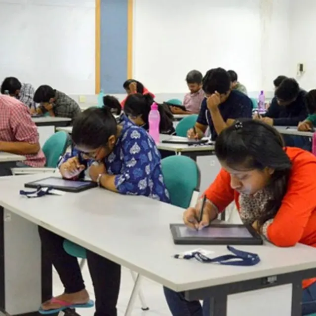 9वीं से 12वीं क्लास की अर्द्धवार्षिक परीक्षा का टाइम-टेबल जारी:25 नवंबर से 7 दिसंबर तक होंगे पेपर; पंचायत चुनाव के कारण बदला शेड्यूल