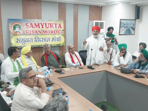 दिल्ली में प्रदर्शनकारी युवाओं के समर्थन में उतरेंगे किसान:करनाल में टिकैत बोले- बच्चों और लड़कियों से मारपीट बर्दाश्त नहीं, सुरक्षा के लिए भेजेंगे कार्यकर्ता