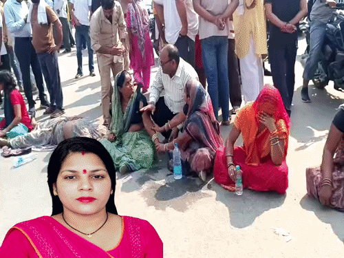 'बहू के कातिल पकड़े जाने तक शव नहीं लेंगे':सड़क पर लेट कर सास ने मांगा इंसाफ; टीचर की पत्नी के मुंह पर टेप चिपका मर्डर किया