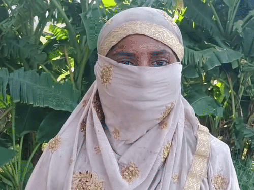 बेगूसराय में शादी का झांसा देकर युवती से रेप:पीड़िता बोली- वीडियो बनाकर ब्लैकमेल किया, कहता है- कोर्ट तक को मैनेज कर लूंगा
