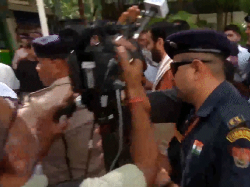 PM आवास पहुंचे हरियाणा भाजपा के विधायक:CM सैनी संग बस में बैठकर गए, SIR पर चर्चा संभव; 12 साल बाद ऐसी मीटिंग