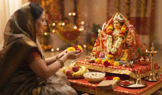 Shardiya Navratri Day 3: मां चंद्रघंटा की पूजा विधि, मंत्र और आरती