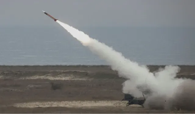 Iran संकट: Gulf में ऊर्जा ठिकानों की रक्षा में जुटी US सेना, Patriot का स्टॉक 1000 से कम