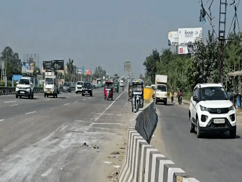 दिल्ली में वाहनों की नो एंट्री से हरियाणा में अलर्ट:BS-VI से नीचे की गाड़ियां नहीं जा पाएंगी; 4 जिलों में कहीं अपील तो कहीं चालान