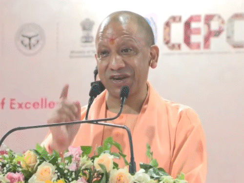 योगी ने भदोही जिले का नाम बदला:अब संत रविदास नगर भदोही के नाम से जाना जाएगा, 32 साल में 5वीं बार नामकरण