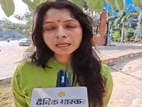 IPS भानू प्रताप की पत्नी DGP से मिलीं:कहा- मुझे मेंटेनेंस नहीं, अपना पति और बच्ची चाहिए, दूसरी शादी मेरे लिए आसान नहीं