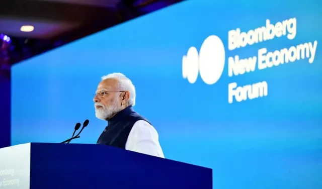Bloomberg Forum में बोले PM Modi: अनिश्चितताओं भरी दुनिया में भारत स्थिरता का प्रतीक
