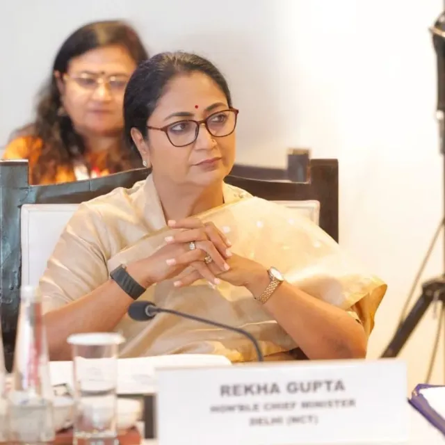 दिल्ली में महिलाओं की सुरक्षा के लिए 11वन स्टॉप सेंटर:181 हेल्पलाइन को 112, चाइल्ड हेल्पलाइन और सहायता केंद्रों से जोड़ा