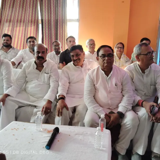 दरभंगा शिक्षक सीट, संजय झा बोले; बड़े अंतर से जीतेंगे:कहा- सरकार ने शिक्षकों के लिए काफी काम किया, स्थिति में सुधार आई है