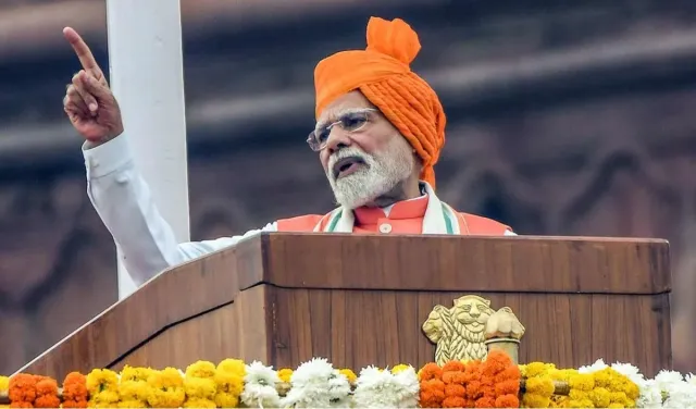 ढ़ाई दशक के सख्त फैसलों ने बनाया मोदी को मोदी