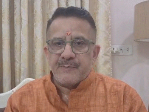 'मेरी हत्या हो सकती है, 1 करोड़ की सुपारी दी':जितेंद्र नारायण बोले- मुसलमानों को खुश करने की प्लानिंग हो रही; 2021 में छोड़ा था इस्लाम
